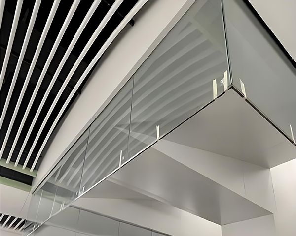 西乡玻璃西乡挡烟垂壁