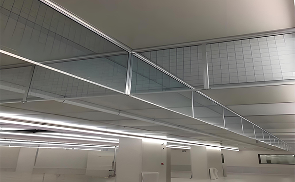 西乡玻璃挡烟垂壁