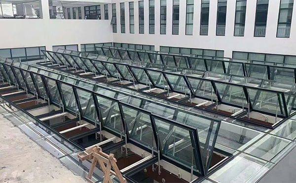 百安科技有限公司近期西乡排烟窗项目案例分享