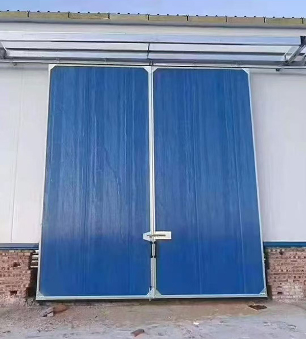 西乡工业门在大型仓储物流通道中的应用实例